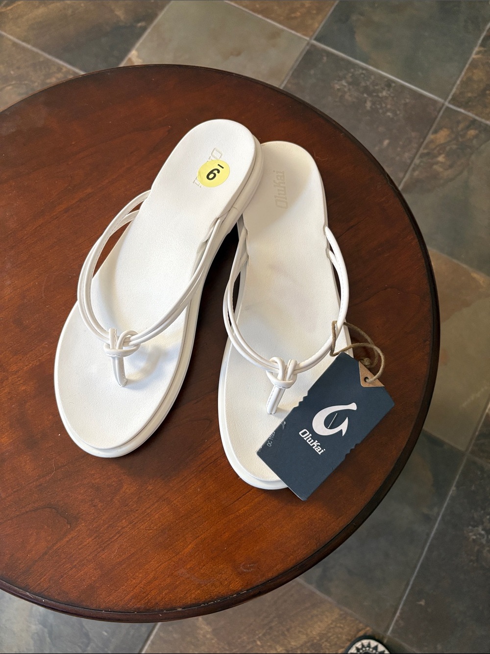 OluKai Women’s White Knot Toe-Post Sandals with Minimal Strap